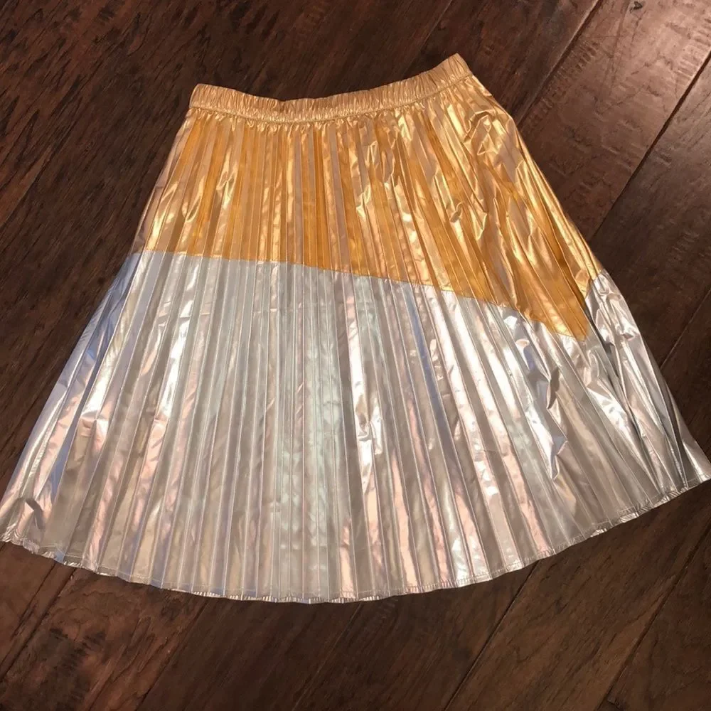 Cat & Jack Pleated Gold Silver Metallic Skirt - Picture 2 of 3